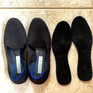 Rothy’s women’s black knit loafer size 9.5, excellent clean condition no flaws